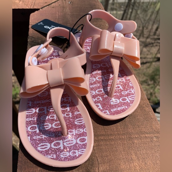 ✨HP✨Bebe Sandals - Picture 3 of 7
